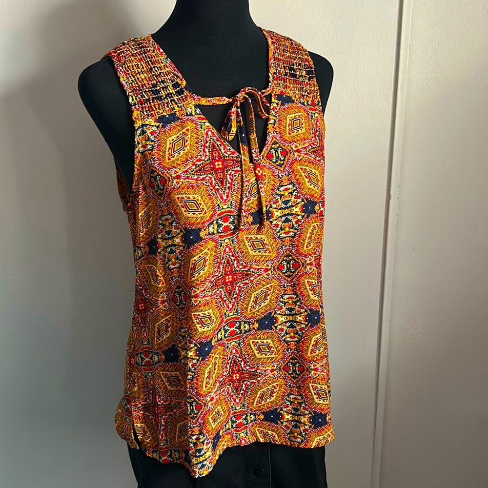 New Allison Joy from Evereve Sleeveless Tribal Boho Print Tie-Neck Summer Blouse
